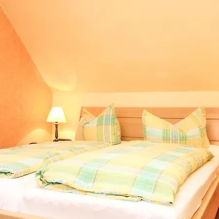 Likedeeler 3 * Zingst