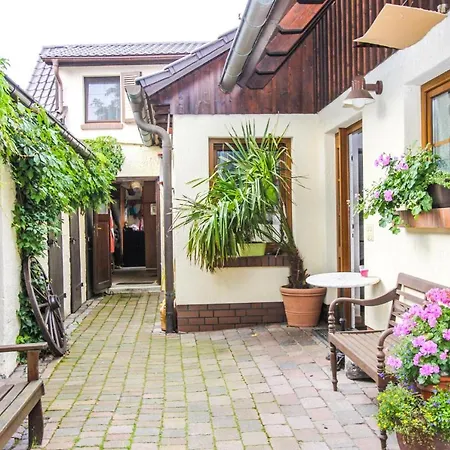 Likedeeler 3 Apartment